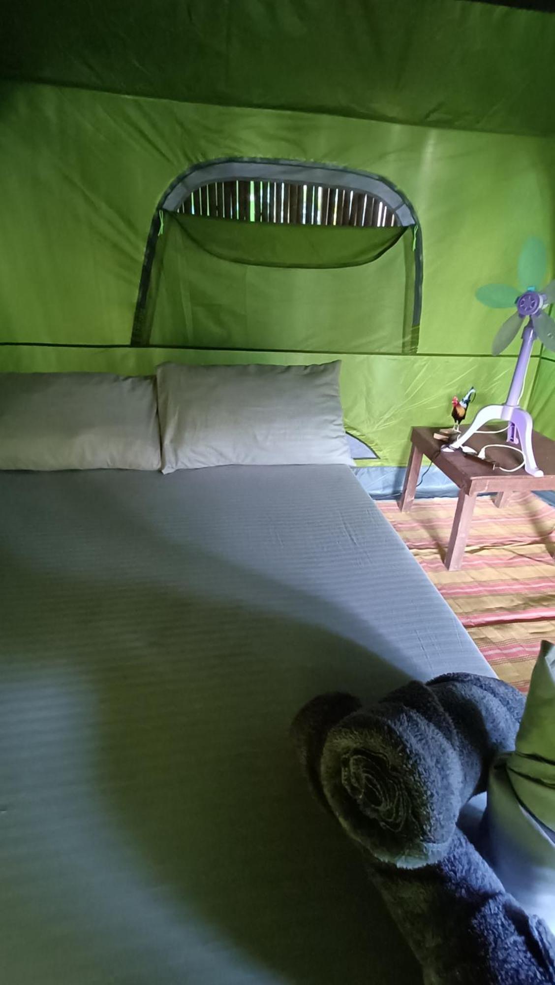 Tony'S Country Glamping With Chalet With Private Wash Room Accommodation 爱妮岛 外观 照片